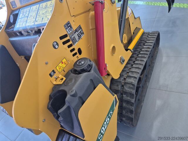 Tracked loader Vermeer S925TX - Mini Skid Steer - LIKE NEW!