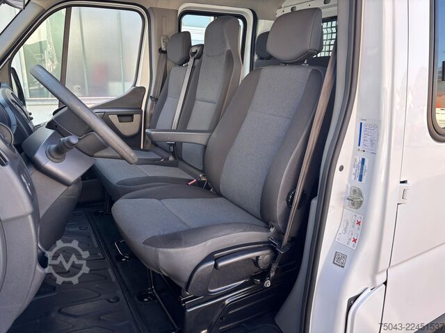 Pick-up van Renault Master Doka*Allrad*Klima*Kamera*1.Hand*