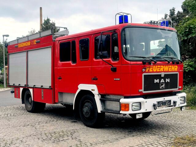 Fire engine, fire-fighting vehicle MAN 14.232 4x4 Allrad LF16/12 1.600 l Wasser