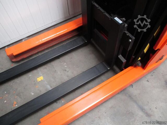 Hochhubwagen BT RWE120