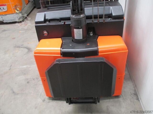 Hochhubwagen BT RWE120