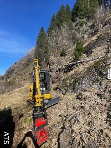 Minibagger Komatsu PC24MR-5 excavator with/ sanding bucket, rototilt,