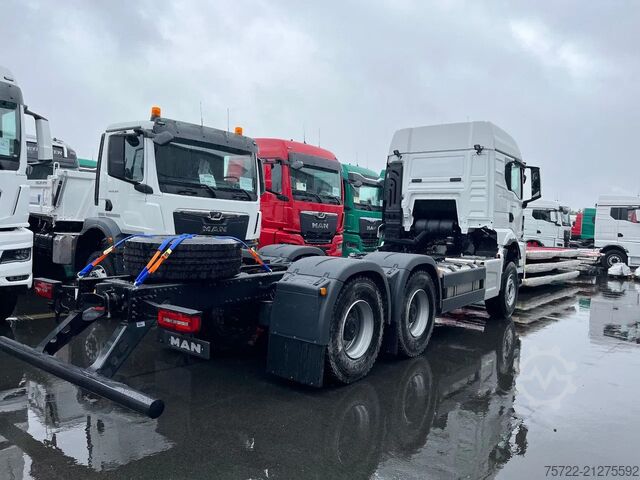Chassis with cab MAN TGS 33.520 6x4 BL 3900mm Sofort Verfügbar