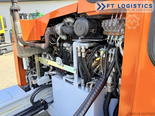 4-way forklift Hubtex DQ40D DIESEL TRIPLEX 6500 FREE-LIFT TOP1