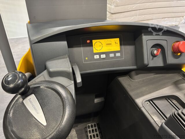 Vierwegestapler Jungheinrich ETV Q25