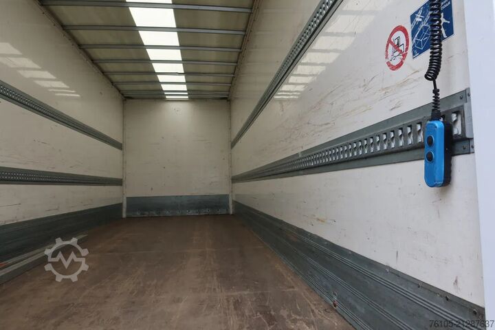 Koffer Volvo FM Volvo FM 420 6x2 Stuur-As L.Z.V uitvoering