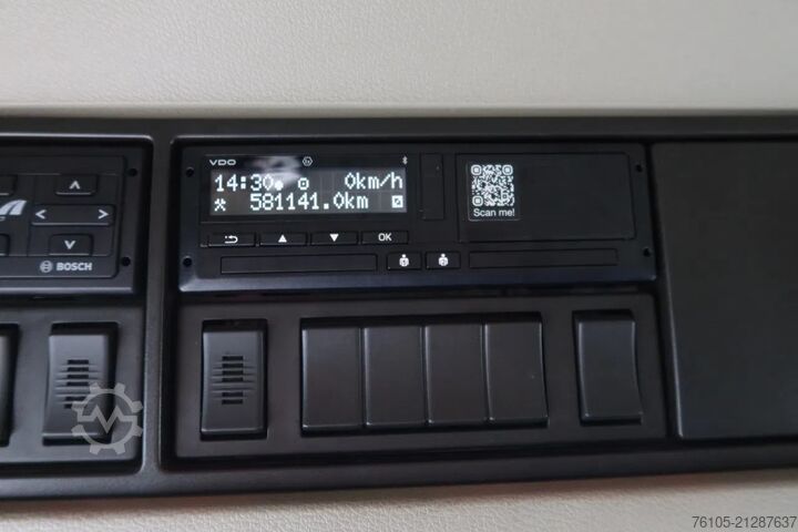 Koffer Volvo FM Volvo FM 420 6x2 Stuur-As L.Z.V uitvoering