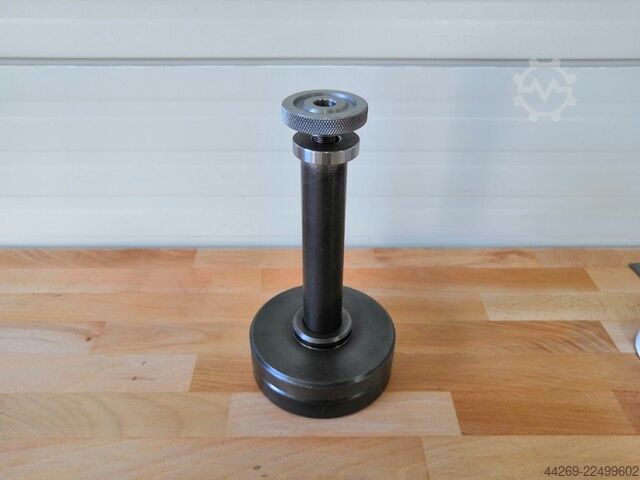 Planer blade adjustment gauge  