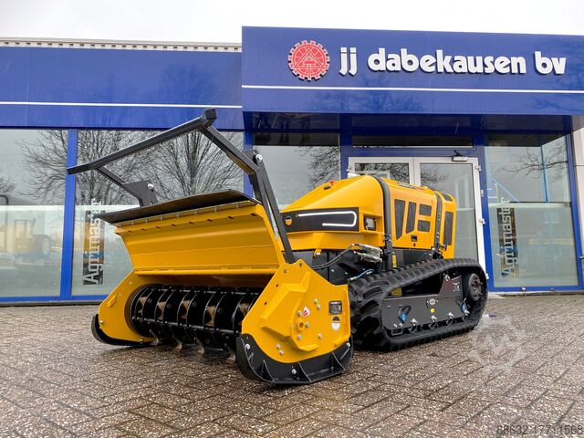 Mulcher McConnel Robocut T500