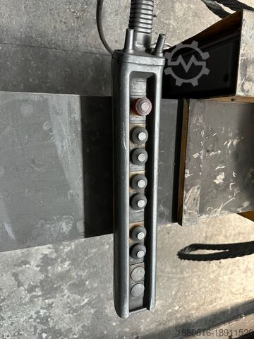 Workpiece manipulator 10000 kg load capacity Kabelschlepp 