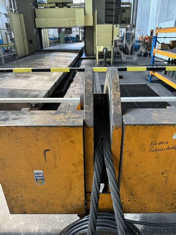 Workpiece manipulator 10000 kg load capacity Kabelschlepp 