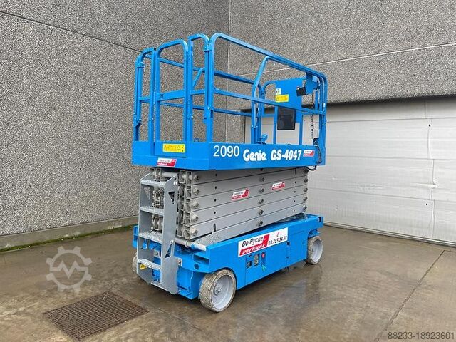 Aerial platform Genie GS4047
