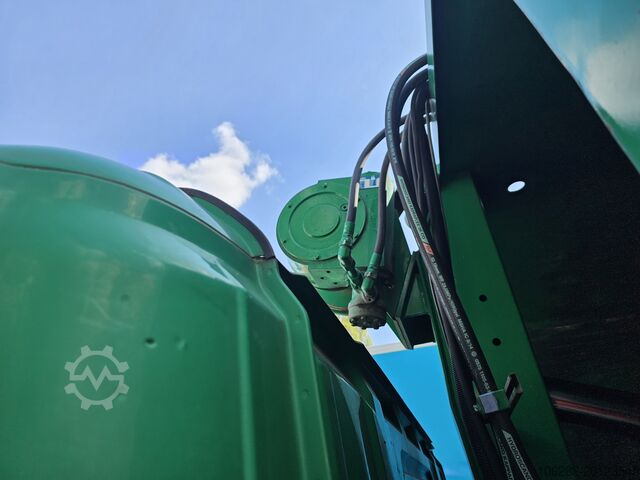 Garbage truck SCANIA P94DB4X2NB230 mit NORBA RL200 14.1cub