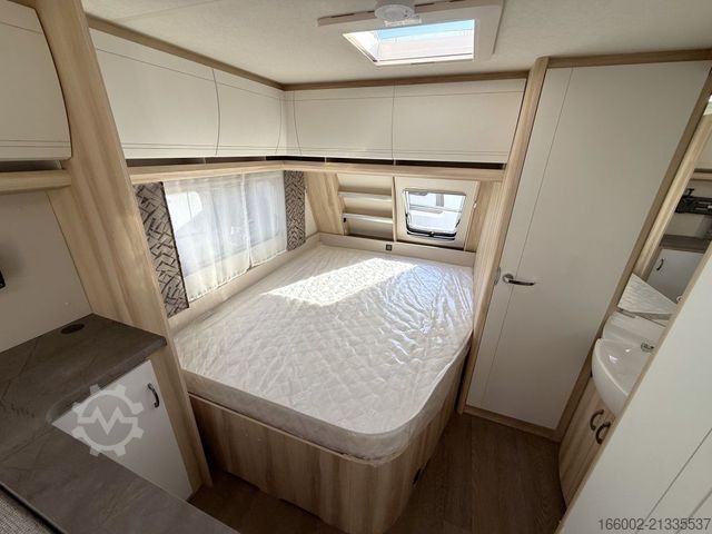 Wohnwagen HOBBY De Luxe 560 KMFe 2000 kg LAST CALL