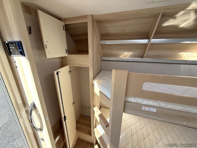 Wohnwagen HOBBY De Luxe 560 KMFe 2000 kg LAST CALL