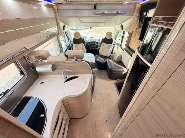 Integriertes Wohnmobil MOBILVETTA K-Yacht Tekno Line 89 *Queensbett-Hubbett*