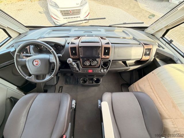 Integriertes Wohnmobil MOBILVETTA K-Yacht Tekno Line 89 *Queensbett-Hubbett*