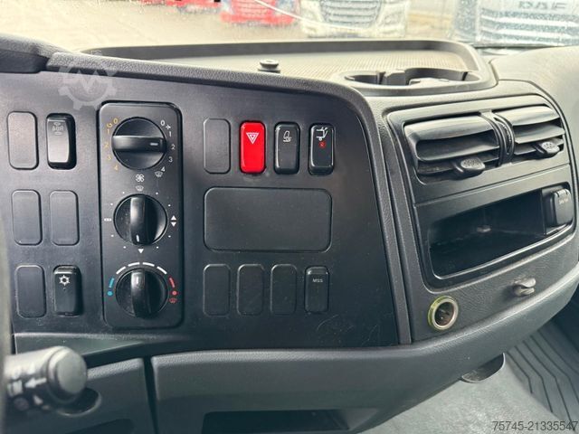 LKW mit Kofferaufbau MERCEDES-BENZ ATEGO 818 * ANFAHUNFALL * MOTOR LÄÜFT *