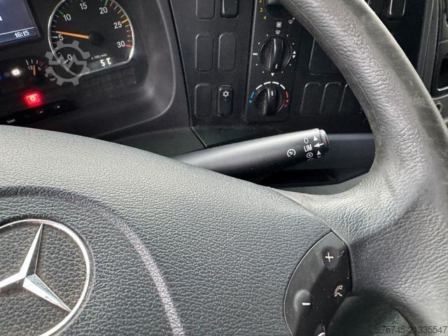 LKW mit Kofferaufbau MERCEDES-BENZ ATEGO 818 * ANFAHUNFALL * MOTOR LÄÜFT *