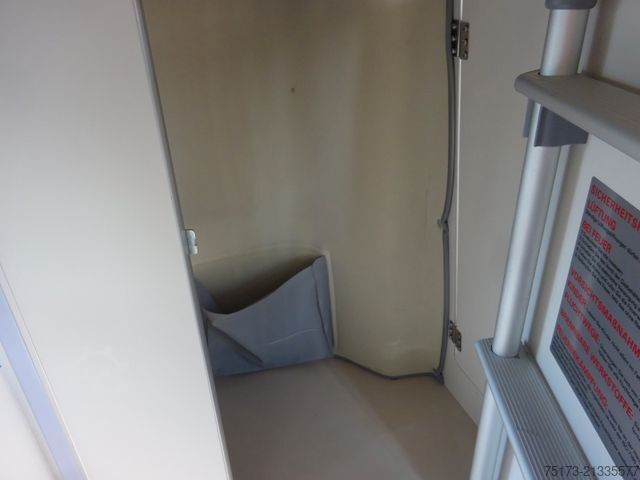 Kastenwagen Wohnmobil / Campervan FORD Nugget 185PS Autm. Aufstelldach Markise AHK Xeno