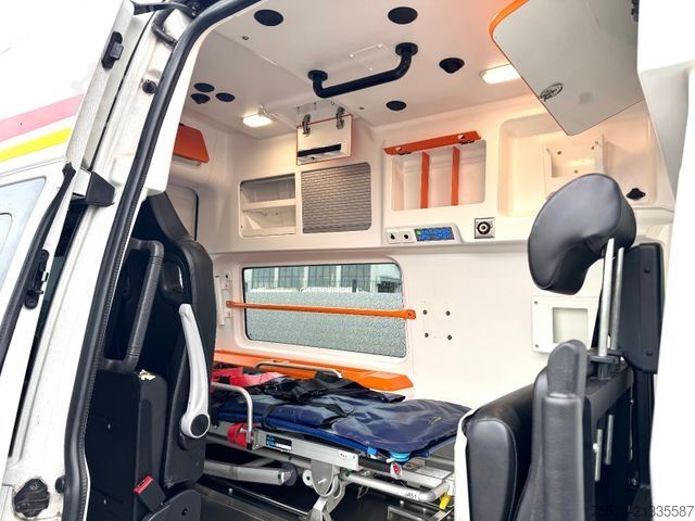 Feuerwehrfahrzeug VOLKSWAGEN VW T6, 2.0 TDI.