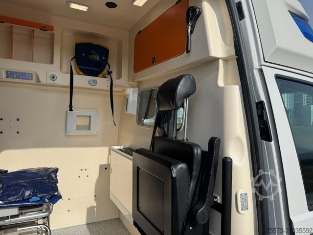 Feuerwehrfahrzeug VOLKSWAGEN VW T6, 2.0 TDI, 4-Motion