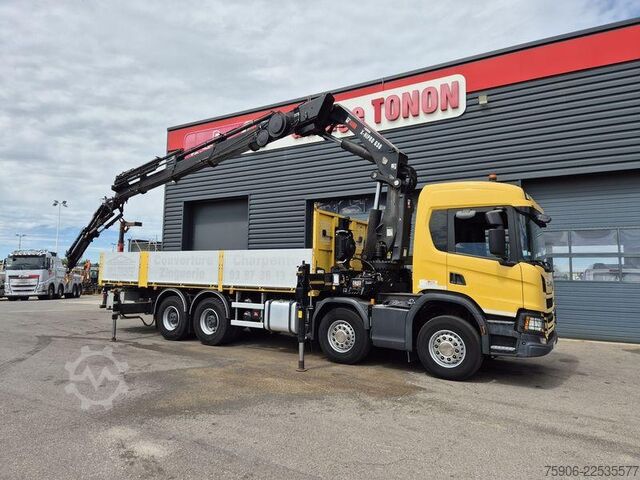 Flatbed truck Scania P