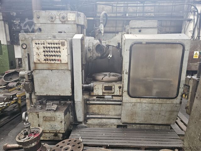 Zahnrad-Abwälzfräsmaschine CUGIR FD 250 400 630 and 900