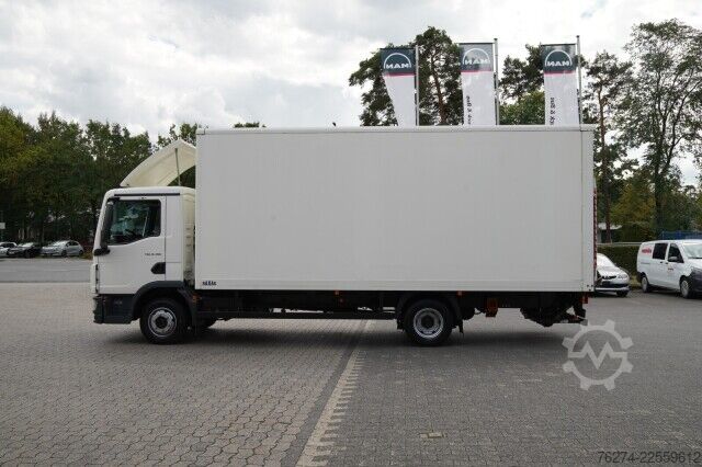 Box truck MAN TGL 8.190 Koffer LBW Automatik Anhängerkupplung