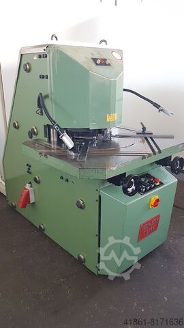 Hydr. Univ. Ausklinkmaschine INDUMASCH V 206