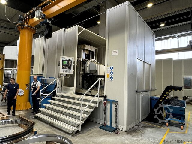 Gear milling machine Liebherr L3002