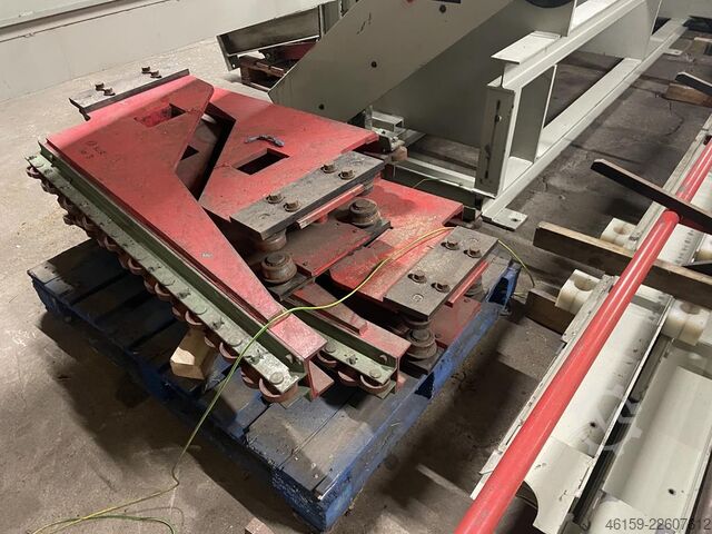 Moulder line automation with stacker Weinig E6 infeed + A5 outfeed + stacker