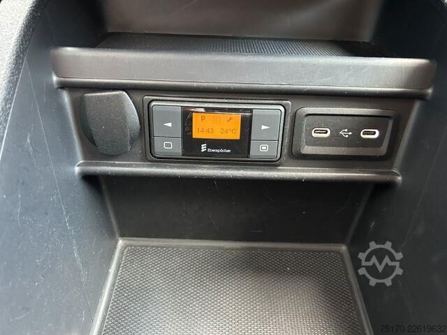High-roof van Mercedes-Benz V 300 d STYLE DISTRONIC Stdheiz AHK2,5to 360