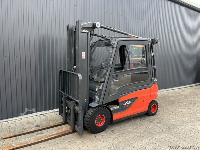 Elektro 4 Rad-Stapler Linde E30L-01