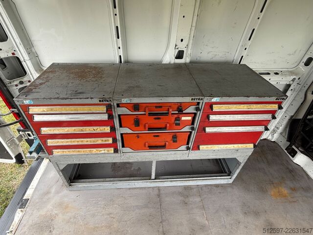 Van FIAT Ducato Kasten m. Werkbank & -regalen, Rfk