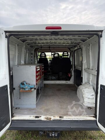 Kastenwagen FIAT Ducato Kasten m. Werkbank & -regalen, Rfk