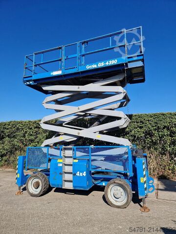 Scherenhebebühne Genie GS-4390 (15,5 mtr werkhoogte)
