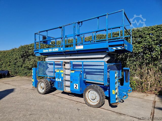 Scherenhebebühne Genie GS-4390 (15,5 mtr werkhoogte)