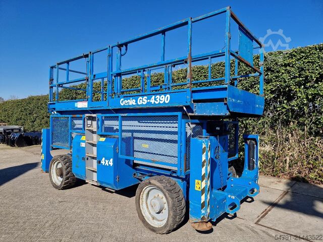 Scherenhebebühne Genie GS-4390 (15,5 mtr werkhoogte)