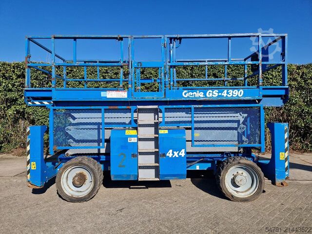 Scherenhebebühne Genie GS-4390 (15,5 mtr werkhoogte)