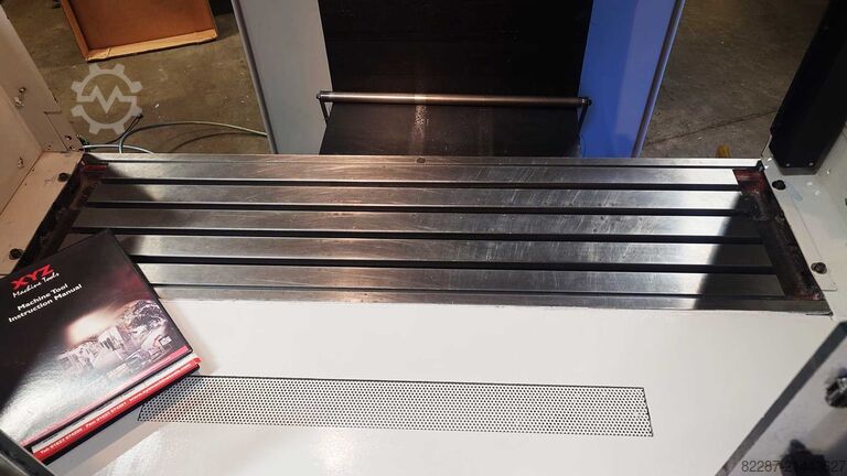 Milling machine XYZ SMX3500 CNC Bed Type Milling Machine