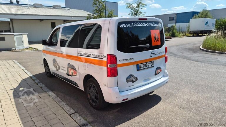 Kleinbus Citroën SpaceTourer Opel Zafira Plus M 9 Sitzer