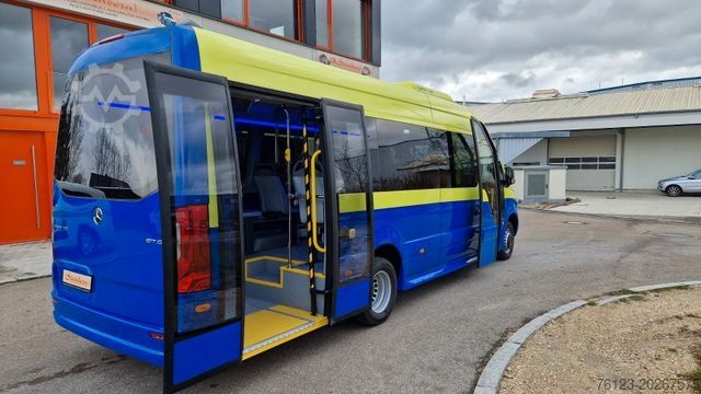 Minibus MERCEDES-BENZ Sprinter 517 Heckniederflur Vorlauffahrzeug