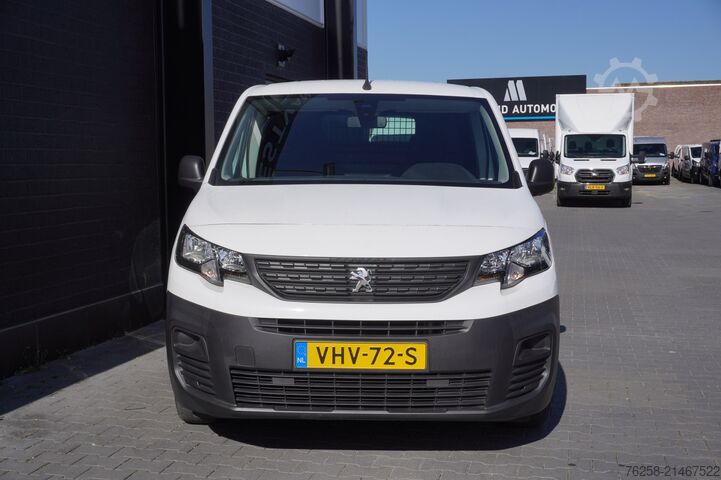 Panel van Peugeot Partner 1.2 Benzine EURO 6 - Airco - Carkit - P...