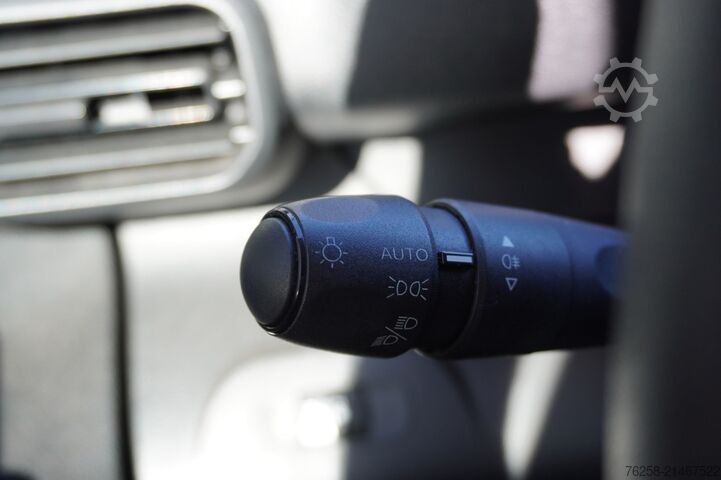 Panel van Peugeot Partner 1.2 Benzine EURO 6 - Airco - Carkit - P...