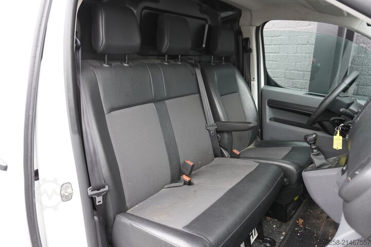 Delivery van Peugeot Expert 2.0 BlueHDI 120PK L3 EURO 6 - Airco - Cr...