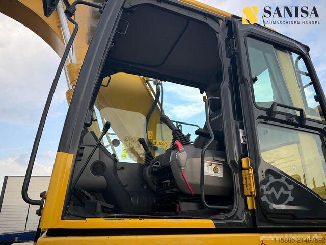 Chain excavator Komatsu PC 210 LC-11/OilQuick 70-55/2xLöffel/ZSA