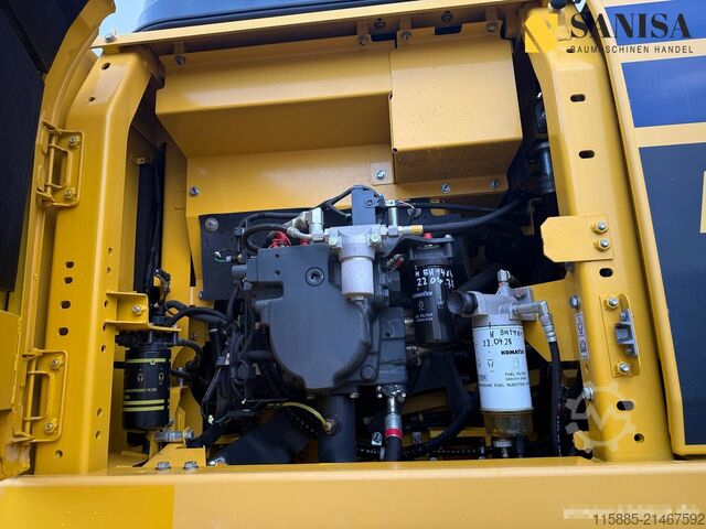 Chain excavator Komatsu PC 210 LC-11/OilQuick 70-55/2xLöffel/ZSA