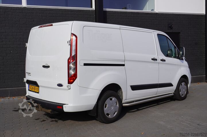 Delivery van Ford Transit Custom 2.0 TDCI EURO 6 - Airco - Navi -...