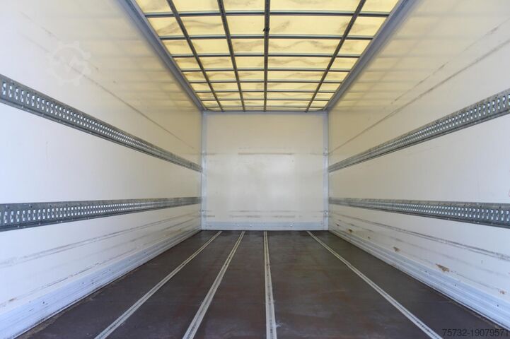 Box truck Mercedes-Benz Atego 1221 E6  Koffer   Klima  LDW  Schalter  LBW